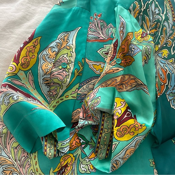 Alemais Franca shirt, size 4 US, silk satin, mint condition - Picture 7 of 11